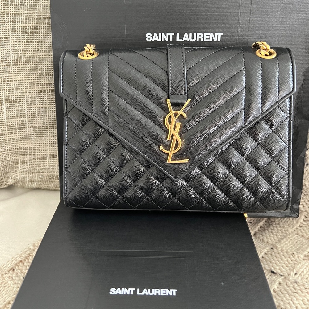 YSL MEDIUM ENVELOPE